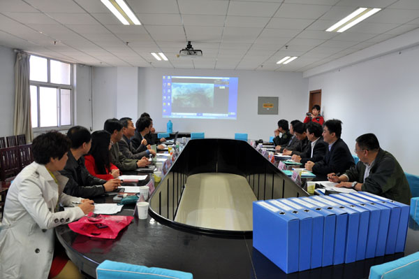 省高校学生军训工作评估组来BEAT365官网检查指导工作
