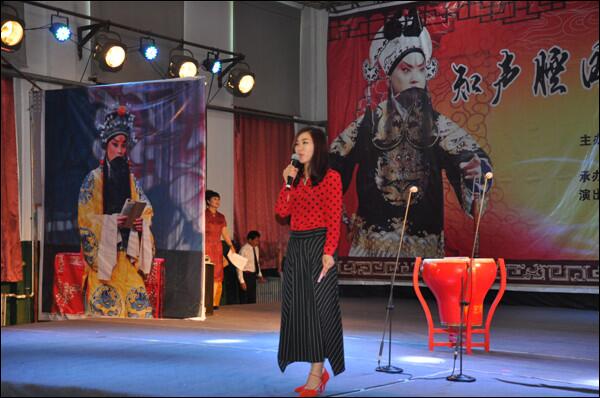 “知声腔国粹 爱家乡文华”戏曲进校园专场演出在BEAT365英国官网网站文化活动中心举行